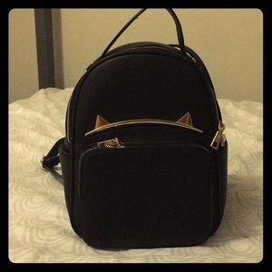 Cute backpack!! Great condition!